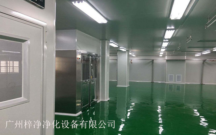 風淋室作為潔凈室中的關鍵設備