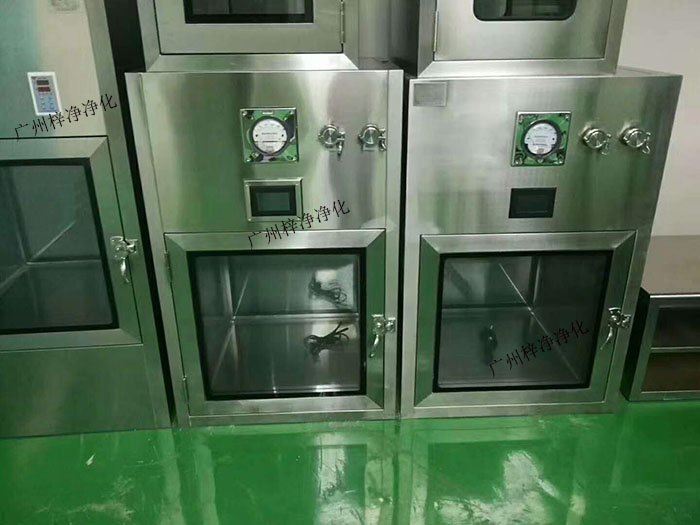 層流傳遞窗作為潔凈室中的一項關(guān)鍵設備 層流傳遞窗作為潔凈室中的一項關(guān)鍵設備