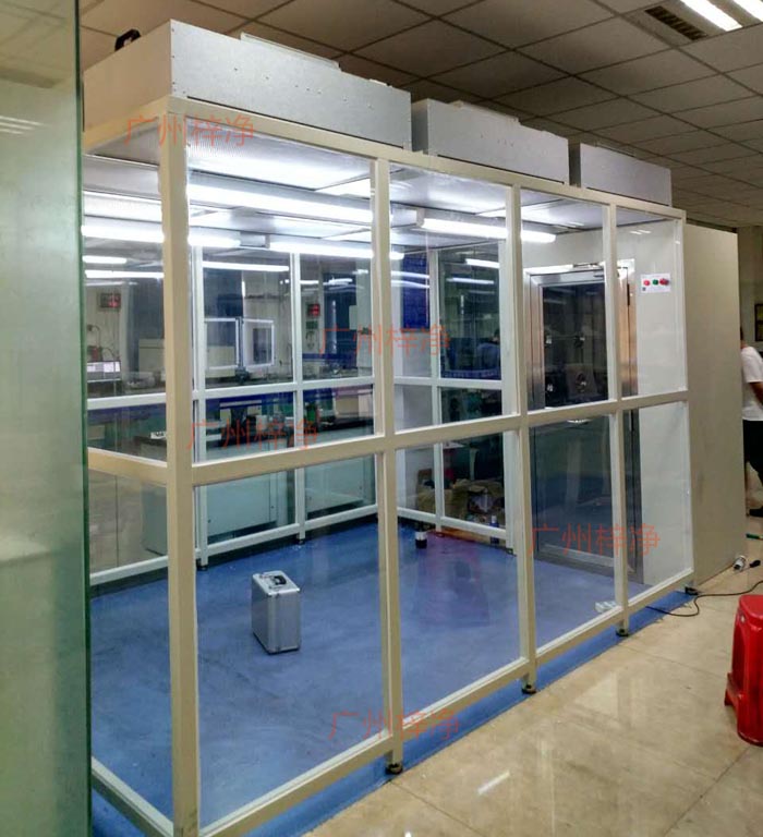 潔凈棚的尺寸應根據潔凈車間的需求而定，形狀一般采用矩形或方形，便于清潔和維護。